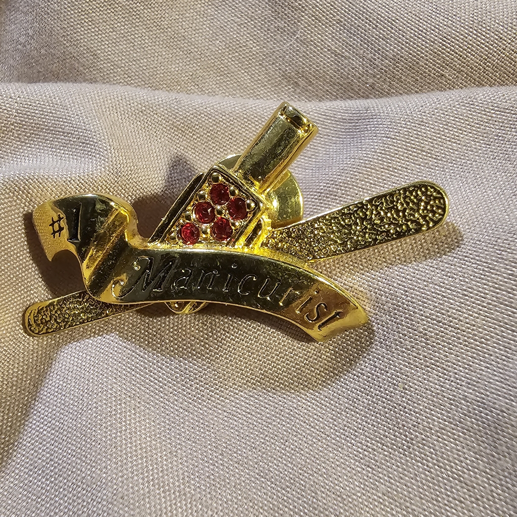1 Manicurist Pin